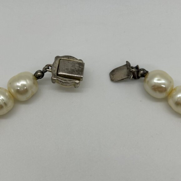 Vintage Faux Baroque Pearl Choker Necklace 15" With Box Clasp Elegant - Picture 16 of 16